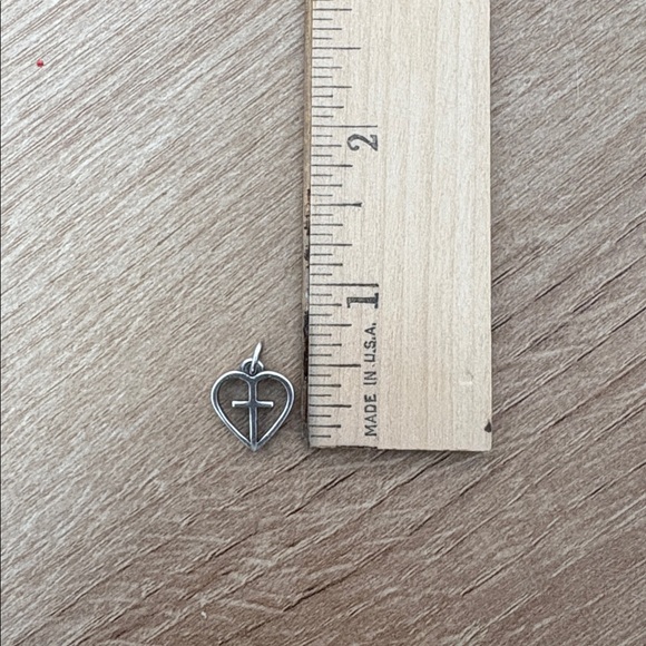 James Avery Heart / Cross pendant - Picture 3 of 3